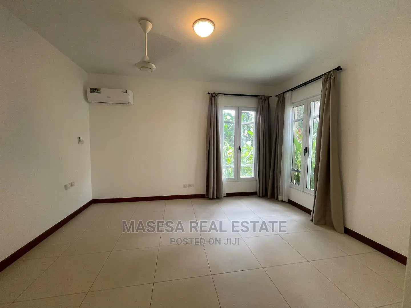4bdrm Villa in Masaki for Rent