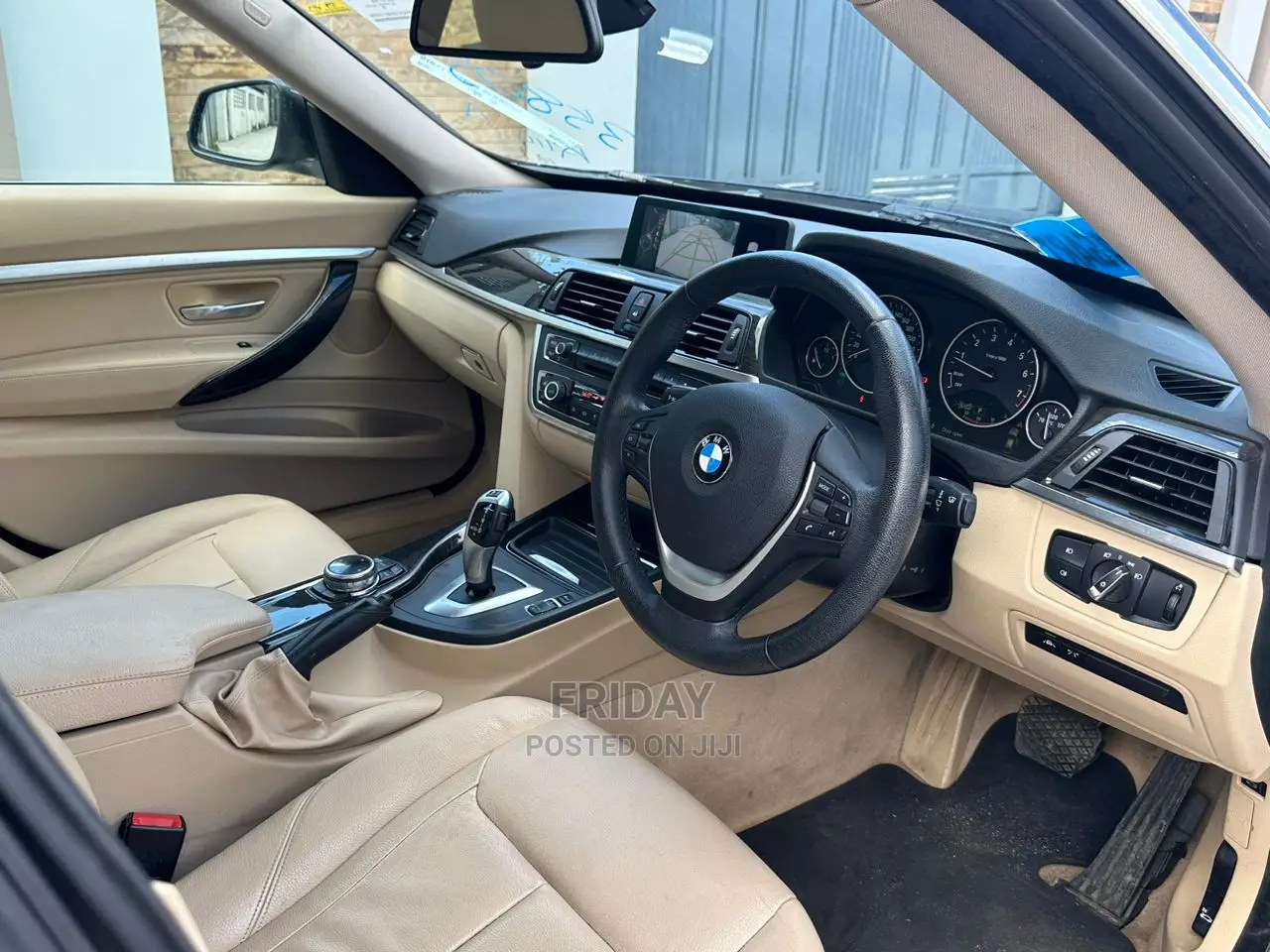 BMW 320i 2015 Black