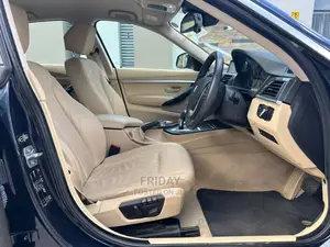 BMW 320i 2015 Black