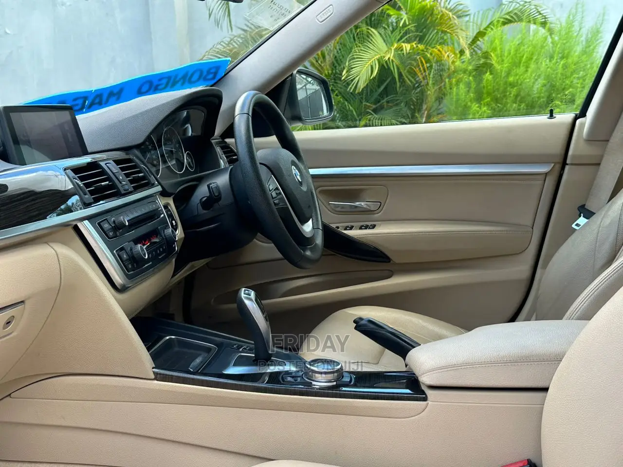 BMW 320i 2015 Black