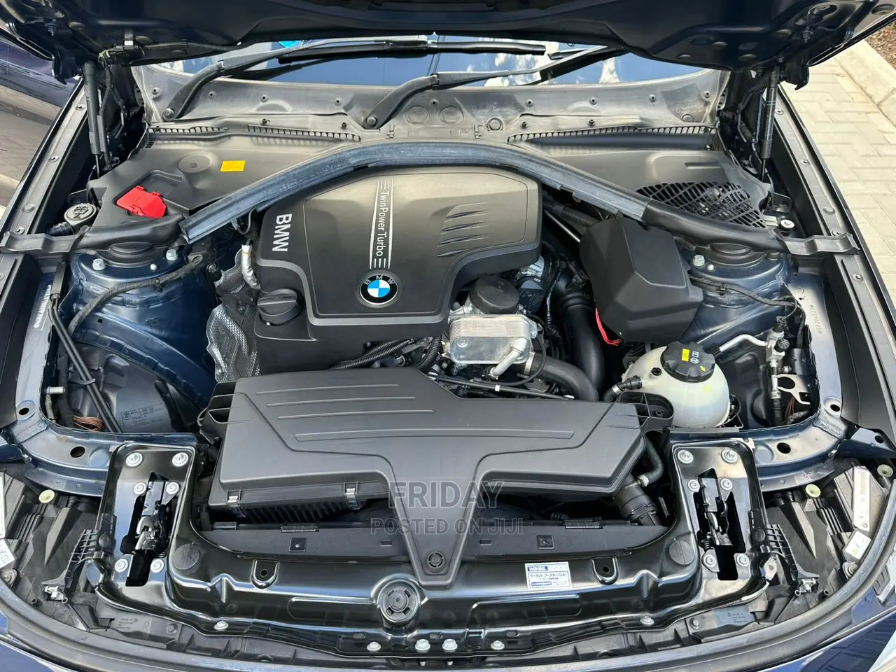 BMW 320i 2015 Black
