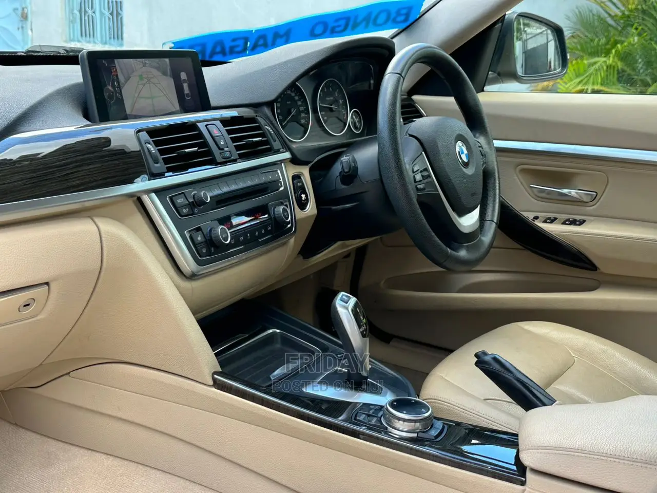 BMW 320i 2015 Black
