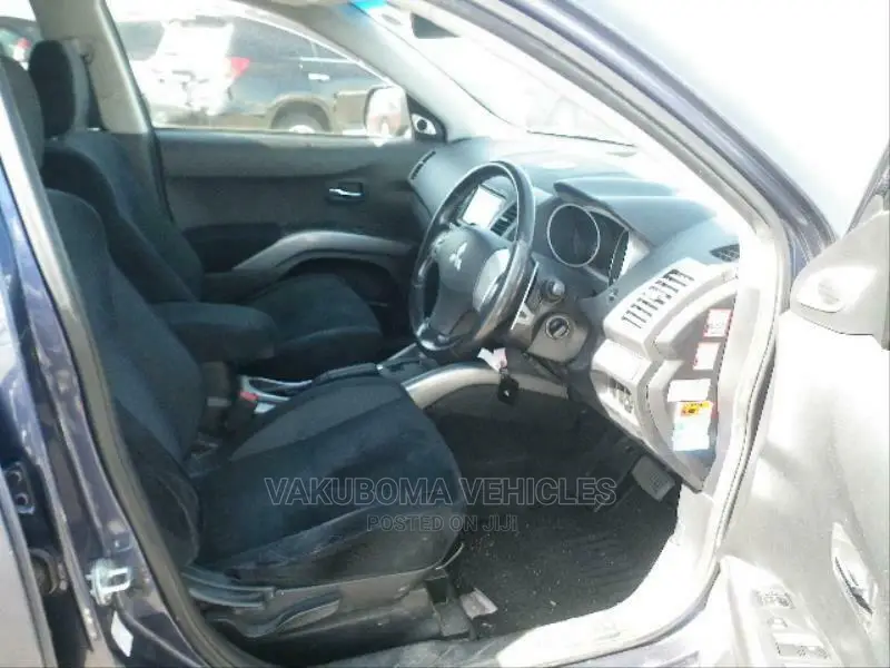 Mitsubishi Outlander 2006 Blue
