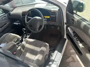 Toyota Corona Premio 2000 Pearl