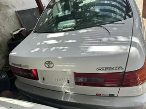 Toyota Corona Premio 2000 Pearl