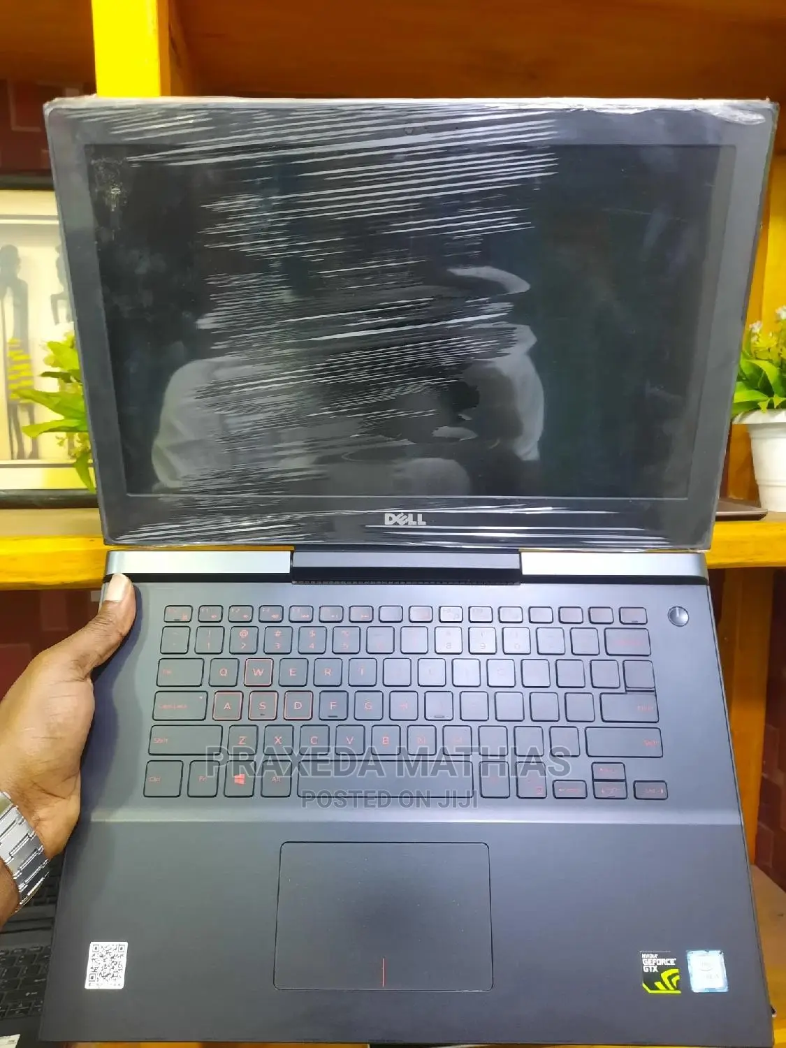 Laptop Dell Inspiron 14 7000 16GB Intel Core I5 HDD+SSD 500GB