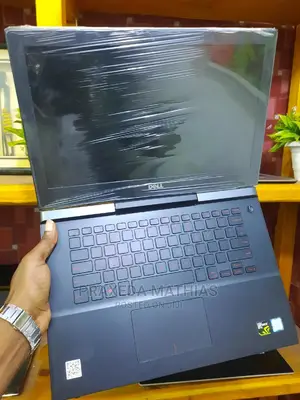Laptop Dell Inspiron 14 7000 16GB Intel Core I5 HDD+SSD 500GB