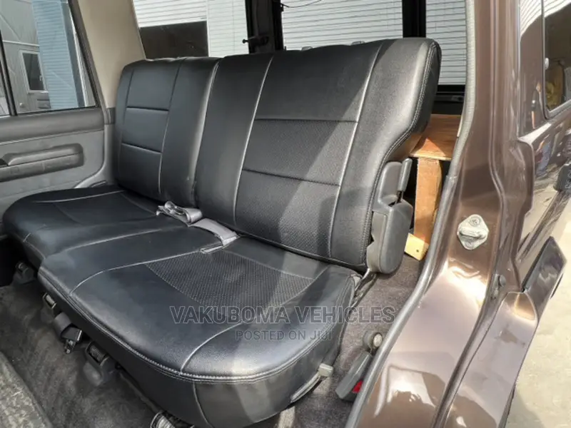 Toyota Land Cruiser Prado 1991 Brown