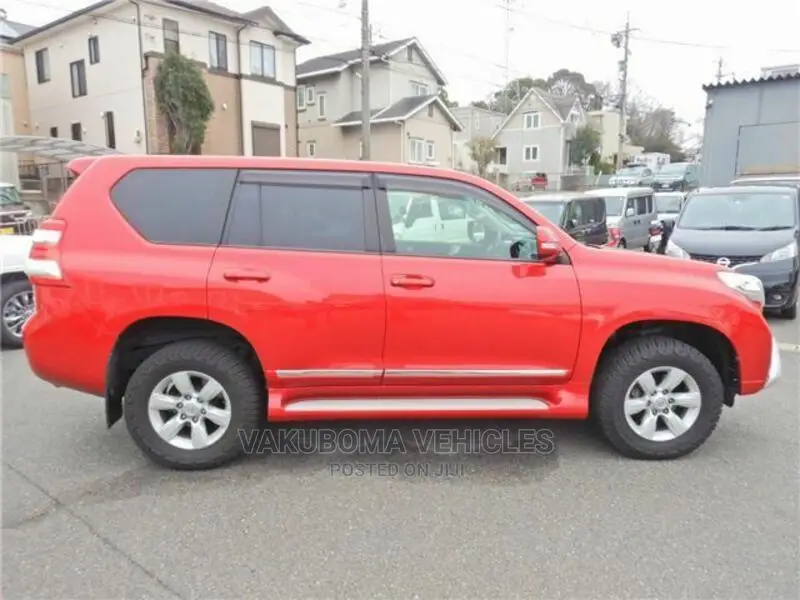 Toyota Land Cruiser Prado 2016 Red