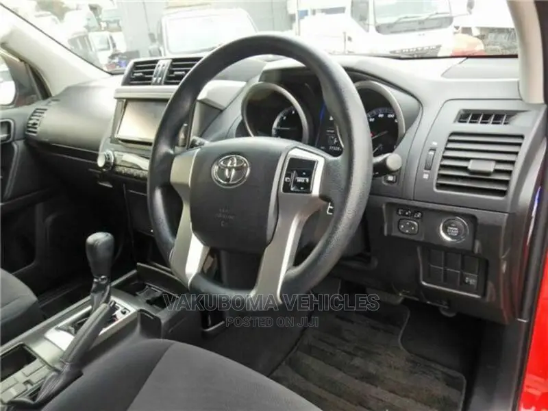 Toyota Land Cruiser Prado 2016 Red
