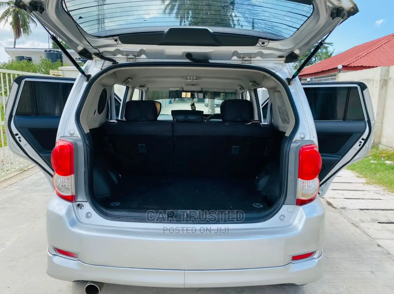 Toyota Rumion 1.5 FWD 2022 Silver