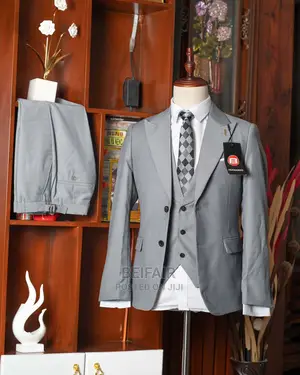 Two Buttons Suit / Suti Za Kiume