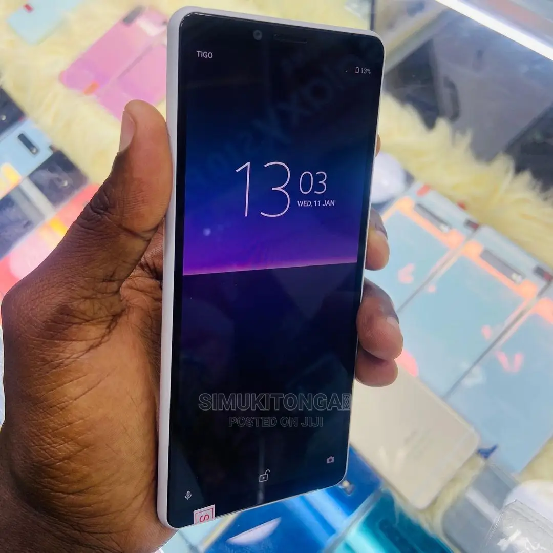 Sony Xperia 10 64 GB White