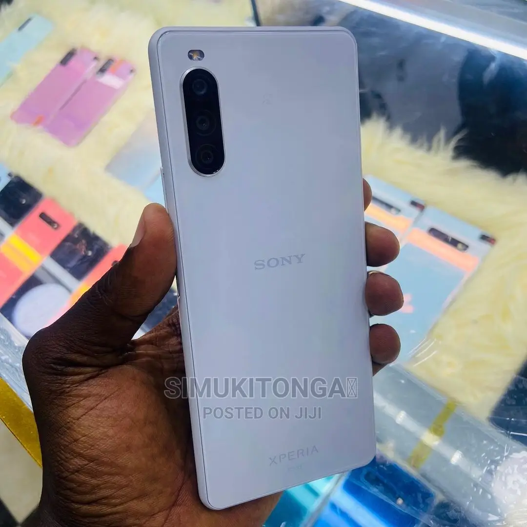 Sony Xperia 10 64 GB White