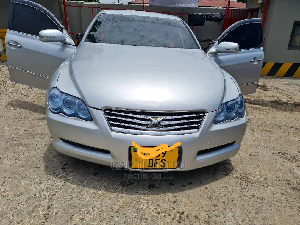 Toyota Mark X 2.5 RWD 2004 Silver