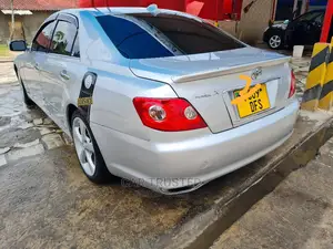 Toyota Mark X 2.5 RWD 2004 Silver