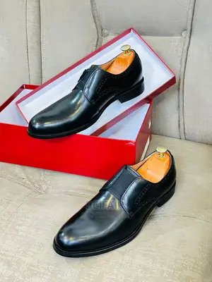 Men's Original Shoes/ Viatu Vya Ngozi Vya Kiume / Leather
