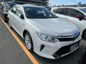 Toyota Camry 2015 Pearl