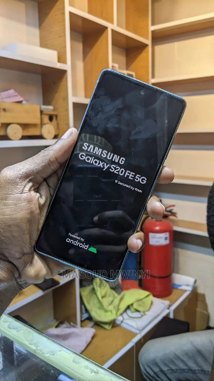 New Samsung Galaxy S20 FE 128 GB