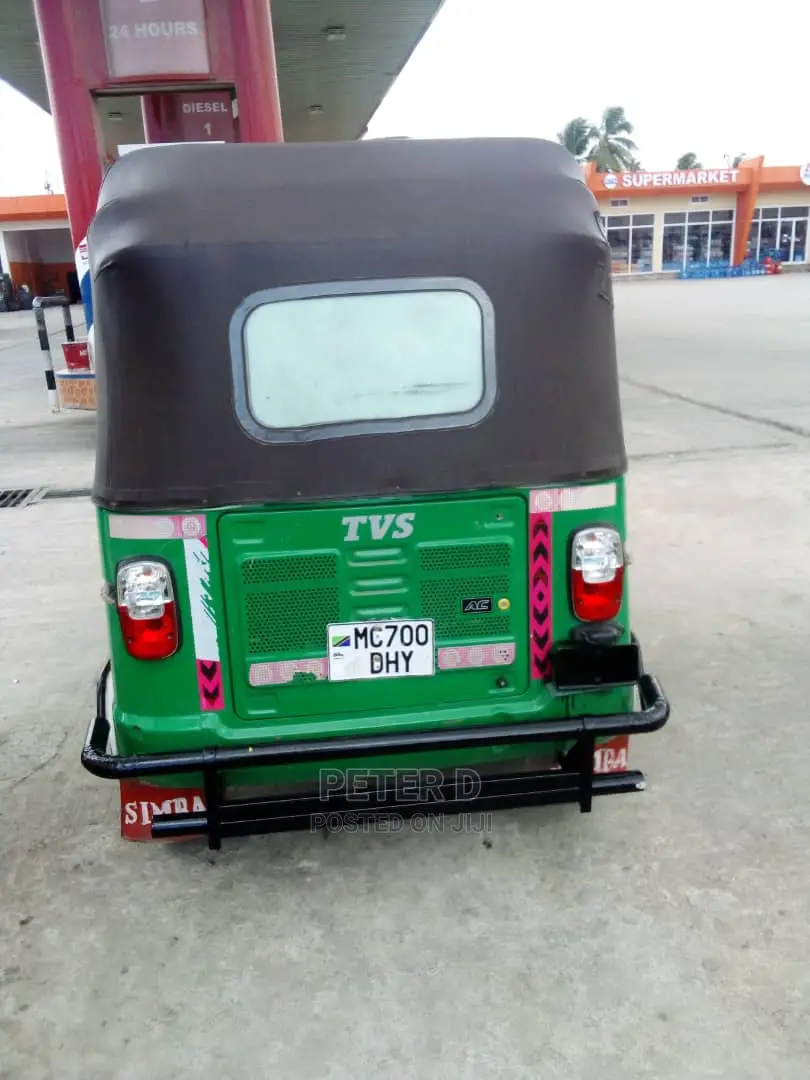 TVS Apache 180 RTR 2023 Green