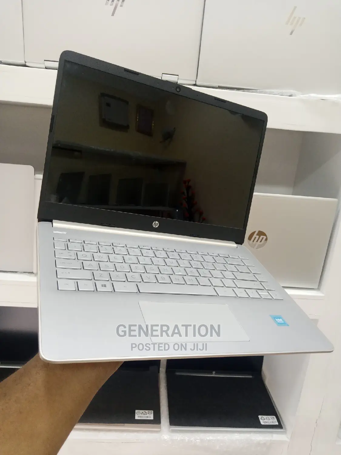 Laptop HP 14-Dq2031tg 8GB Intel Celeron SSD 512GB