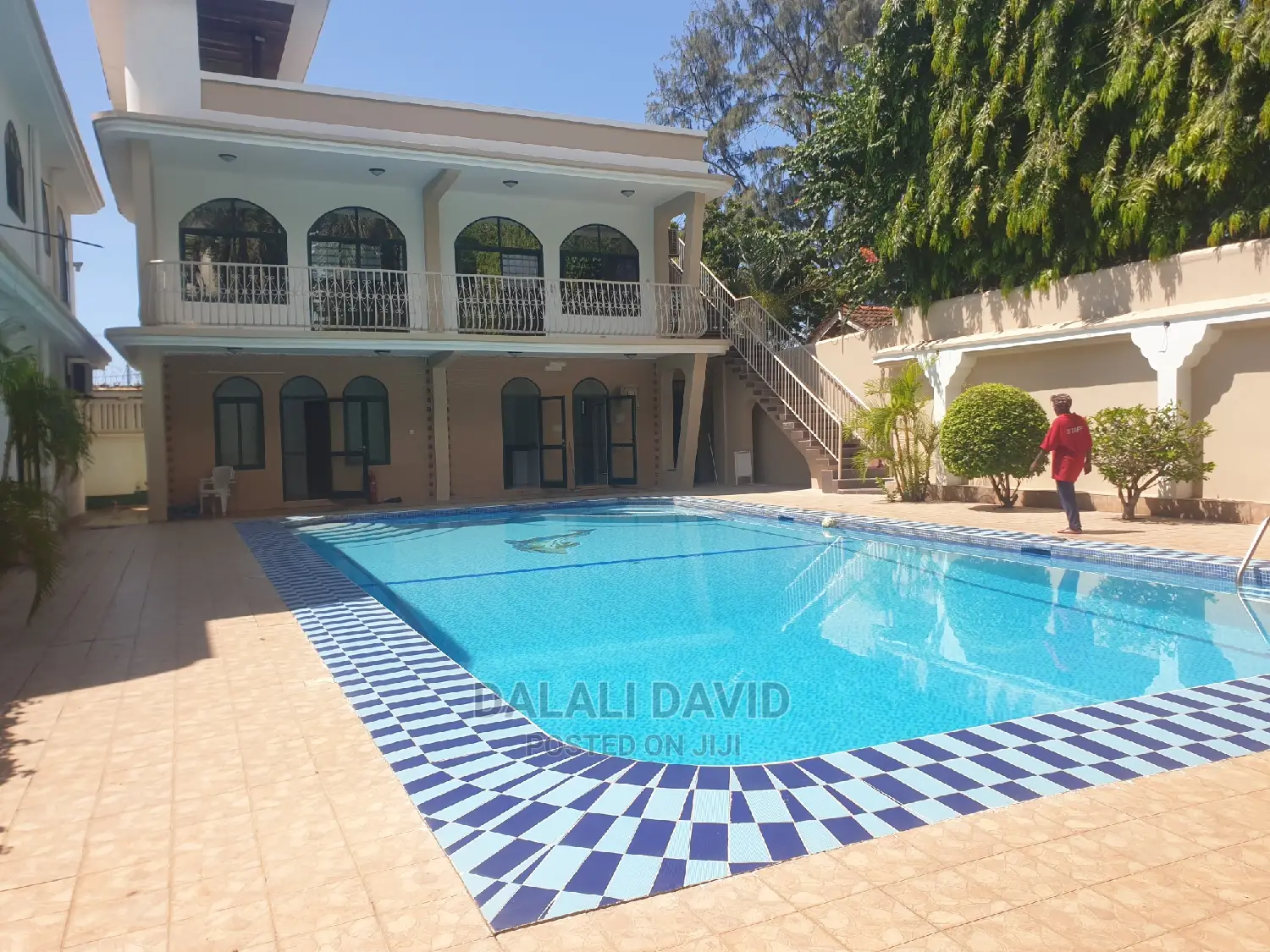 Furnished 4bdrm Villa in Oysterbay Cocobeach, Kinondoni for rent