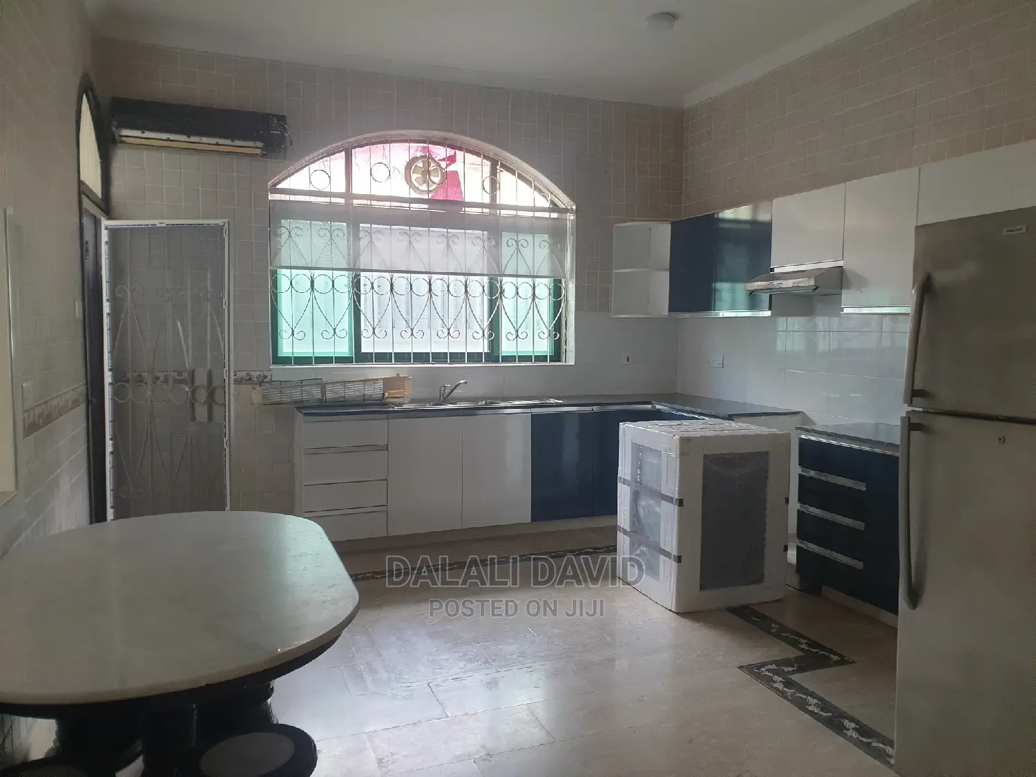 Furnished 4bdrm Villa in Oysterbay Cocobeach, Kinondoni for rent