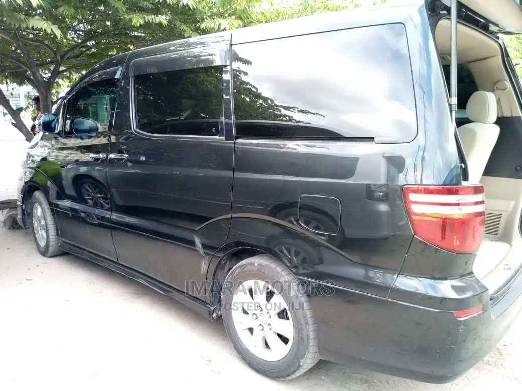 Toyota Alphard 2005 Black