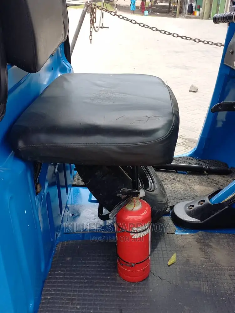 TVS 2018 Blue