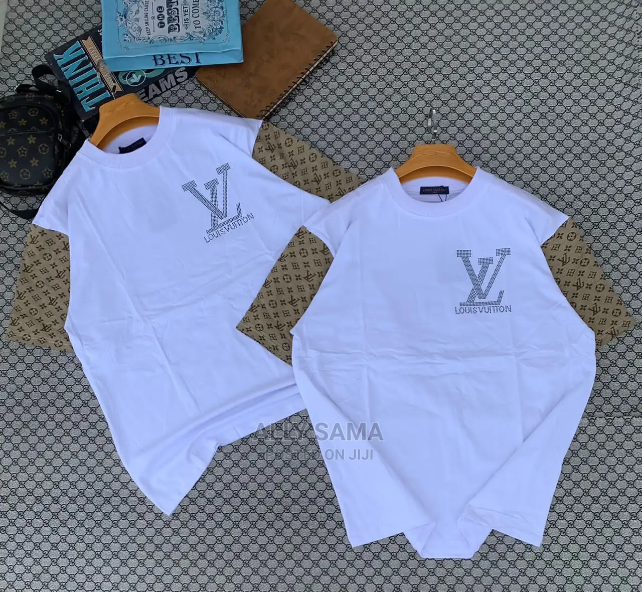 T-Shirt White