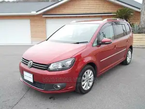 Volkswagen Touran 2012 Red