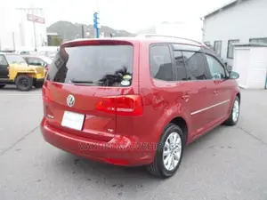 Volkswagen Touran 2012 Red