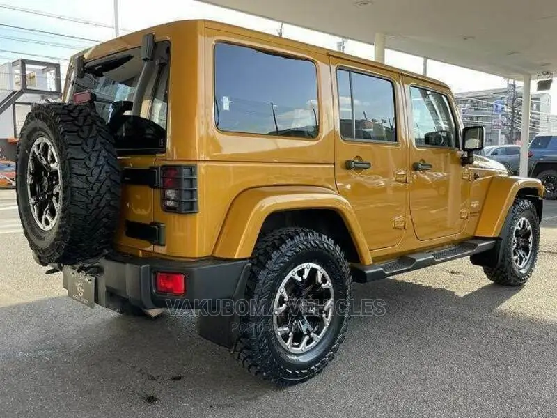 Jeep Wrangler 2015 Gold