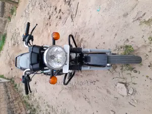 TVS HLX 125 2021 Gray