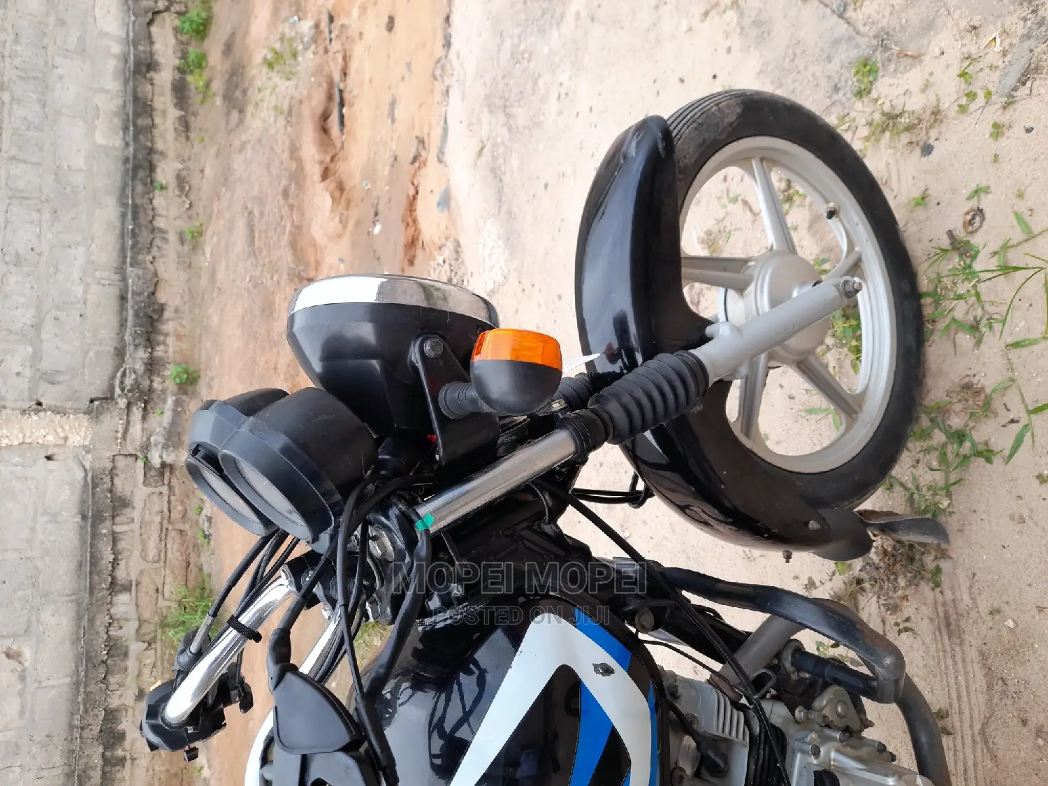 TVS HLX 125 2021 Gray