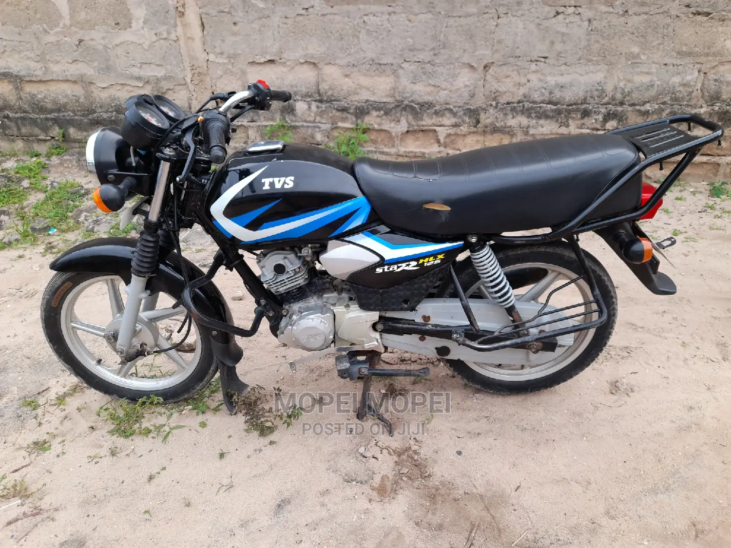 TVS HLX 125 2021 Gray