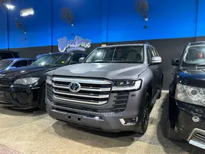 Toyota Land Cruiser 4.0 V6 GXR 2020 Matt Black