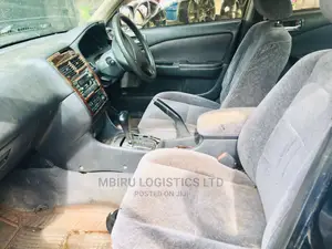 Toyota Premio 2010 Silver