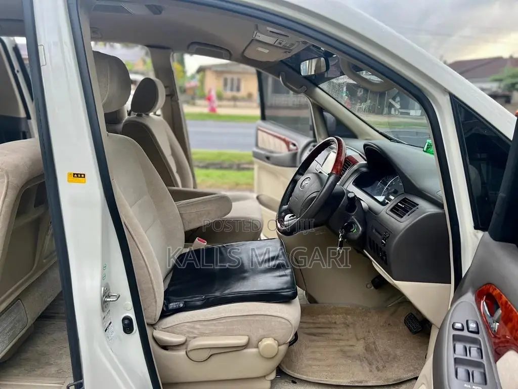 Toyota Alphard 2007 White