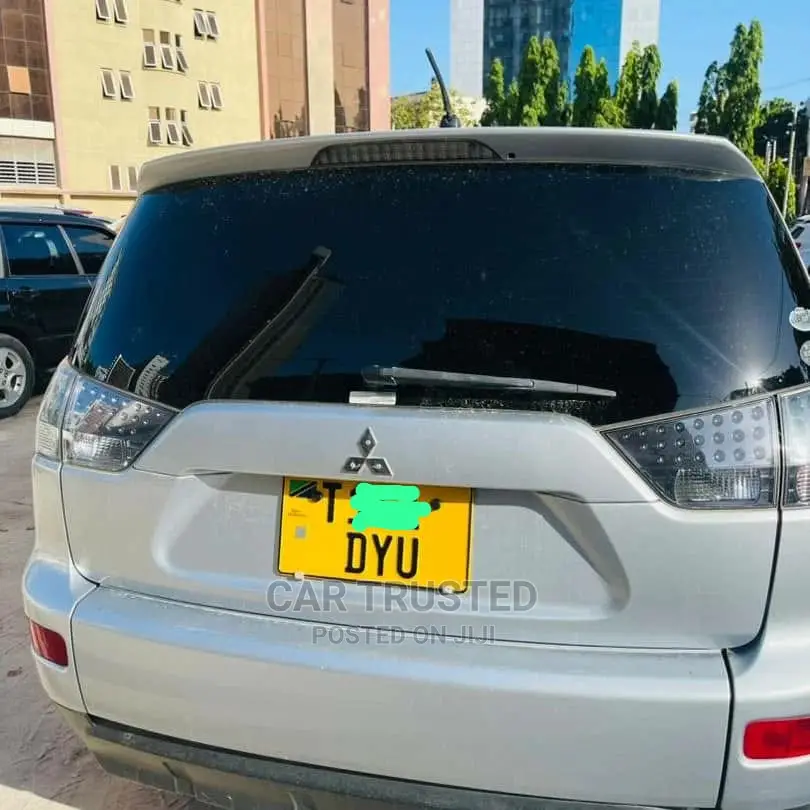 Mitsubishi Outlander Limited 2006 Silver