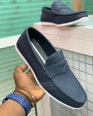 Men’S Casual Shoes