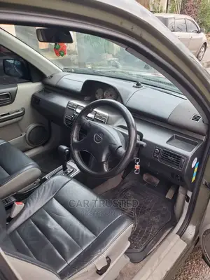 Nissan X-Trail 2.0 2006 Beige