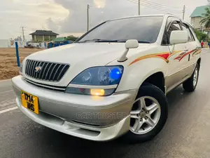 Toyota Harrier 2.2 16V 1999 White
