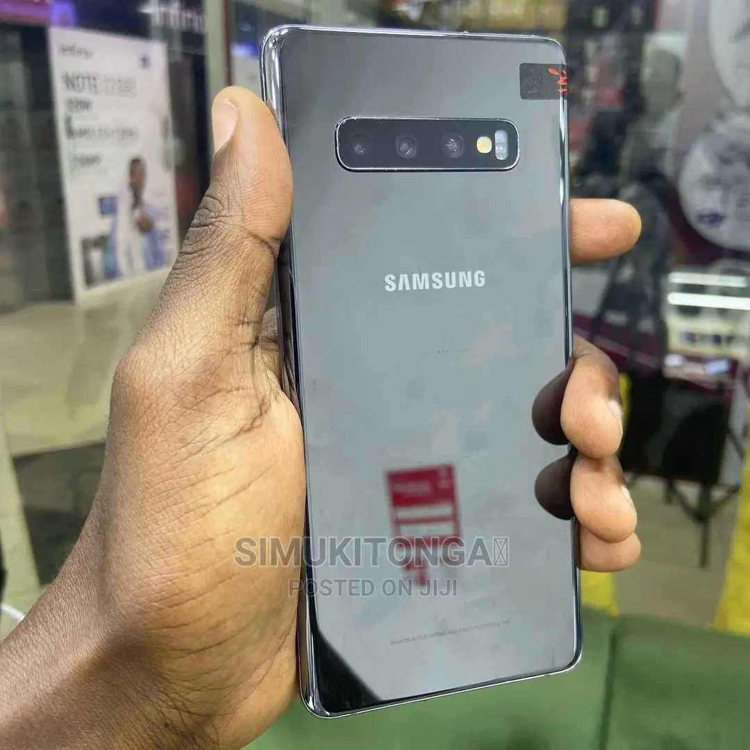 New Samsung Galaxy S10 Plus 128 GB Black