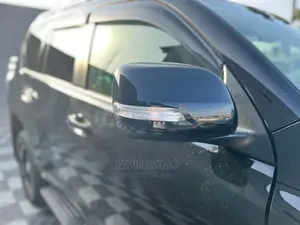Toyota Land Cruiser Prado 2.7 I 2012 Black
