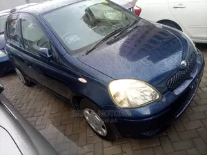 Toyota Vitz 2003 Blue