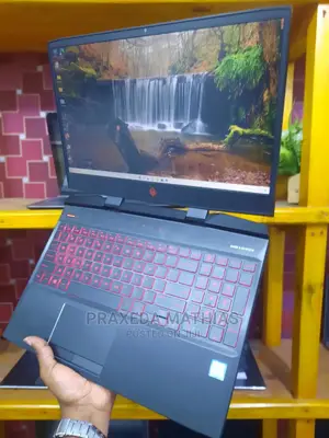 Laptop HP Omen 15-Ce0xx 16GB Intel Core I7 SSD 1T