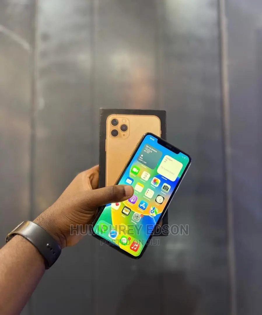 New Apple iPhone 11 Pro Max 256 GB Gold