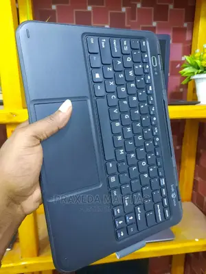 Laptop 4GB Intel SSD 128GB