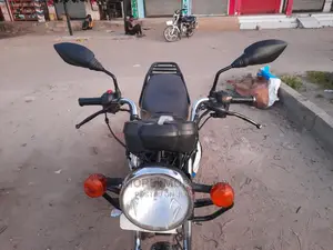 TVS Neo NX 2020 Gold